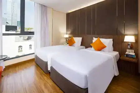 Winsuites Saigon - 43