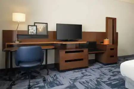 Fairfield Inn & Suites by Marriott - 45