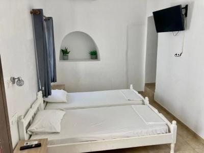 Pals Studios Pefkos - 11