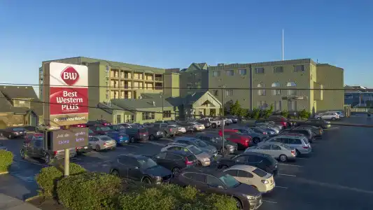 Best Western Plus Ocean View - 29