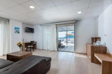 Royal Bay - 39