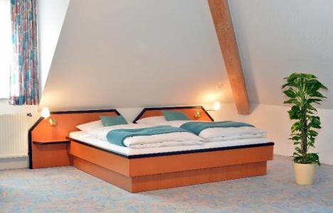 Rhön-Sonnenhof - Restaurant & Café - 26