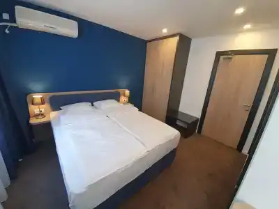 Premium Crown Suites - 76