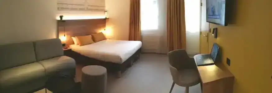 Hôtel des Halles - 36