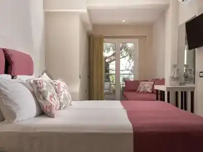 Koukounaria & Suites - 44