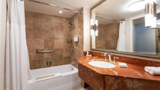 Monterey Plaza & Spa - 67