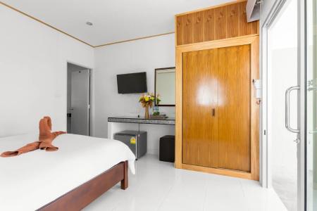 Lanta Coral Beach Resort - 2