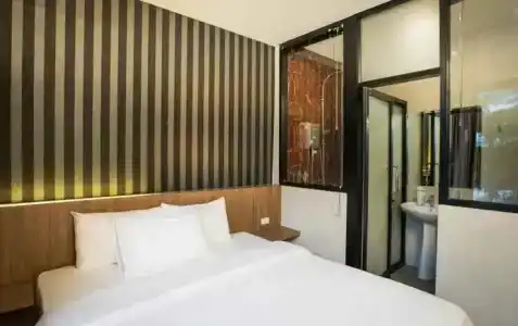 V Vajira - 5