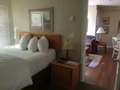 Times Square Suites - 24