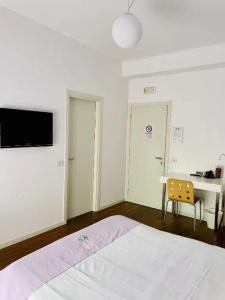 Via Padova 165 - 15