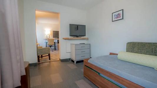 Holiday Inn, An Ihg - 129