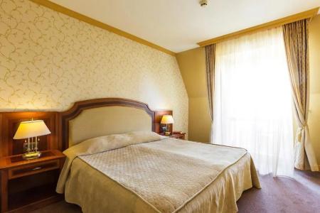 Romance & Family Suites - 98