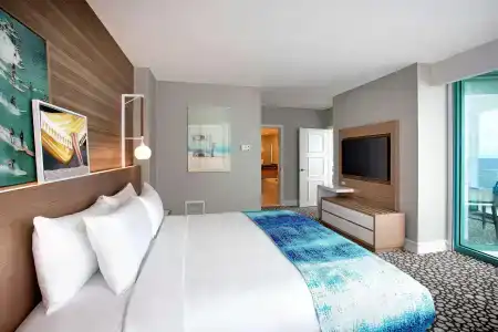 The Diplomat Beach Resort Hollywood, Curio Collection by Hilton - 4