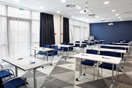Holiday Inn Express - Sindelfingen, An Ihg - 32