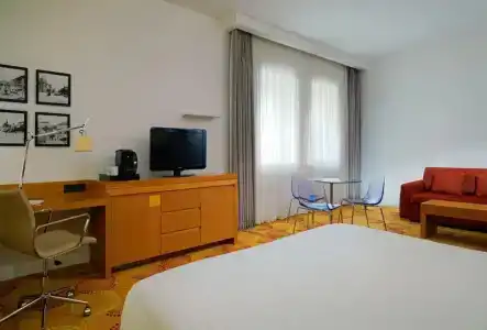 Courtyard by Marriott Budapest City Center - 65