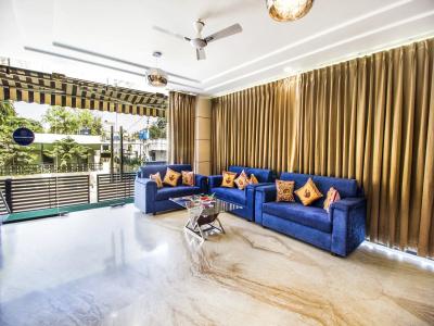 FabSapphire Inn - 14