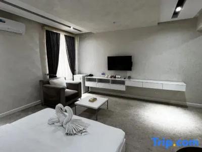 Ohu Palace - 102