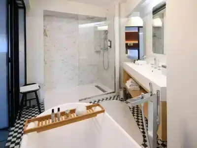 Mercure Nantes Centre Gare - 111
