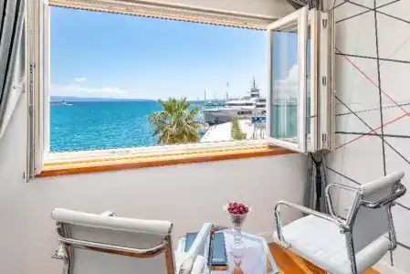 Galeria Valeria Seaside Downtown - MAG Quaint & Elegant Boutiques - 215