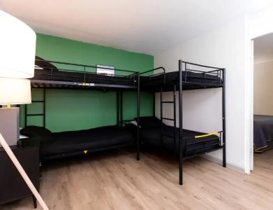 Traveler's Uptown - 47