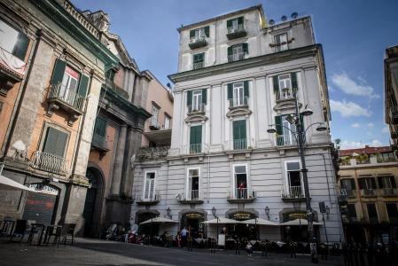 Le 4 Stagioni Dante's Suites H Napoli Centro, by ClaPa Group - 0