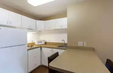 Extended Stay America Suites - - Airport - 12