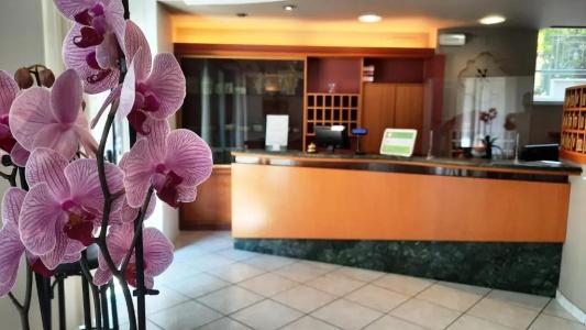 Colonne - Alihotels - 1