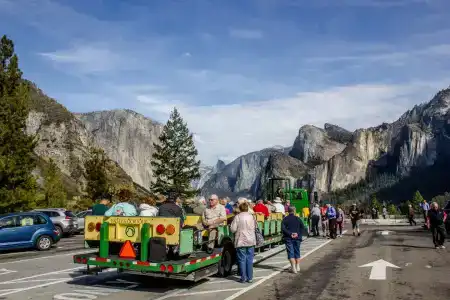 Holiday Inn Express & Suites-Yosemite Park Area, an IHG - 14