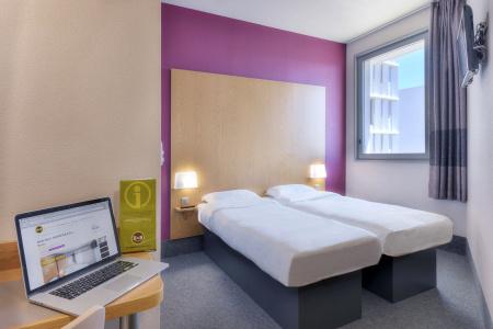 b&b hôTel Marseille Les Ports - 5