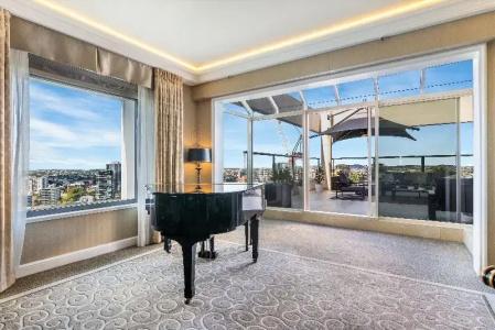 Stamford Plaza - 154