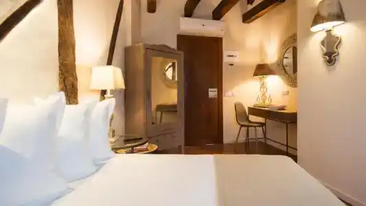 Abad Toledo - 6