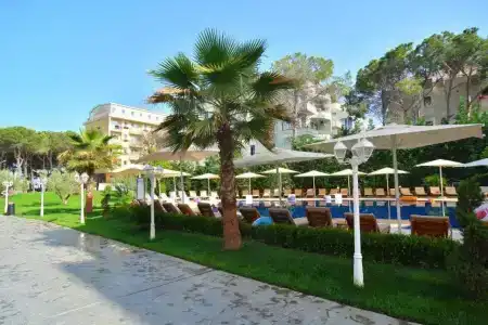 Sandy Beach Resort - 25