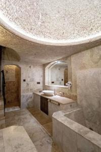 Kemerhan Cave Suites - 91