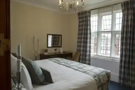 Best Western Plough & Harrow - 91