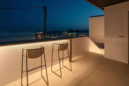 Naxos Rhyton - 14
