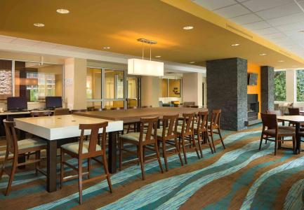 Fairfield Inn & Suites by Marriott Downtown - 23