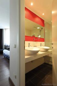 Holiday Inn Genoa City, An Ihg - 8