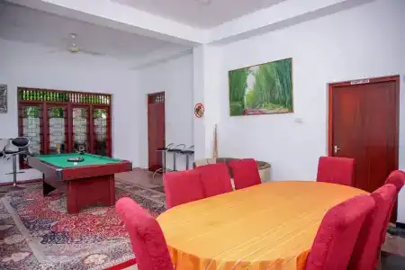 OYO 328 Machan Lanka - 10