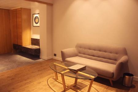 Fountain Tree By Tgi - 9