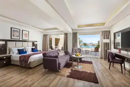 Albatros White Beach - 62