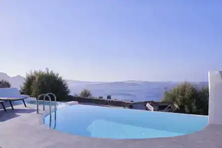 Mr and Mrs White Santorini - 15