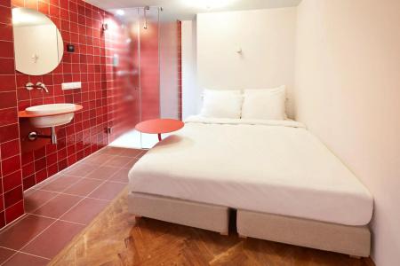 Not Hotel Rotterdam - 26