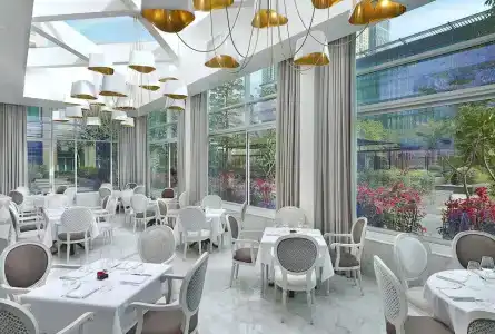 The Ritz-Carlton Executive Residences - 37