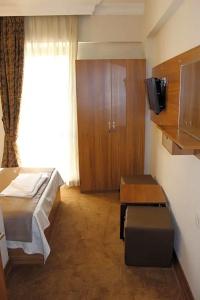 Grand Laleli - 18