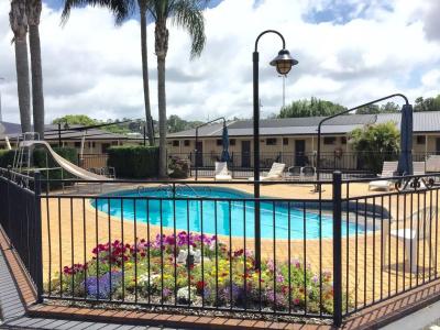 James Street Motor Inn - 12