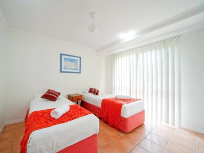 at Beach Court Holiday Villas - 3