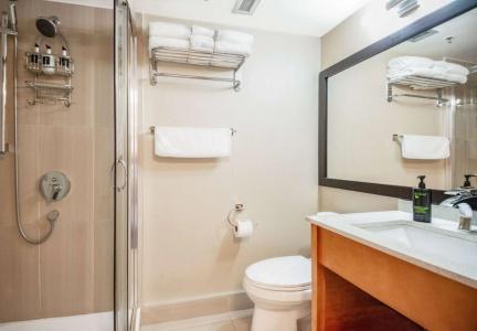 Coast Hillcrest - 9