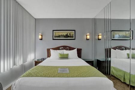 The Worthington Resorts - Men Only - 80
