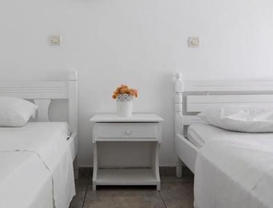 Armadoros / Ios Backpackers - 30