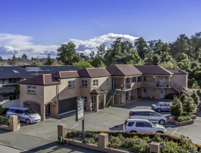 166 Majestic Court - 10